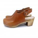 IDE Holz Clogs mit Absatz cognac