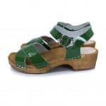 MÄRTA Holz Clogs Sandale flach grün Lack