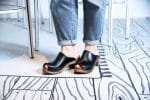 SIGNE Holz Clogs mit Absatz onyx schwarz – Bild 3
