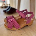 VAR Holz Clogs Sandale flach suede pink
