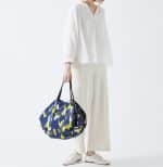 Shupatto Shopper Einkaufstasche M „Shade of Trees“ – Faltbare Japan Eco Bag – Bild 7