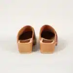 Silvia Clogs Cognac – Damen Holzclogs aus Pull-Up Leder – Bild 4