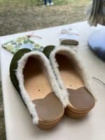 Astrid oliv grünes Wildleader mit Wollfutter - Holz Clogs warm und weich – Bild 4